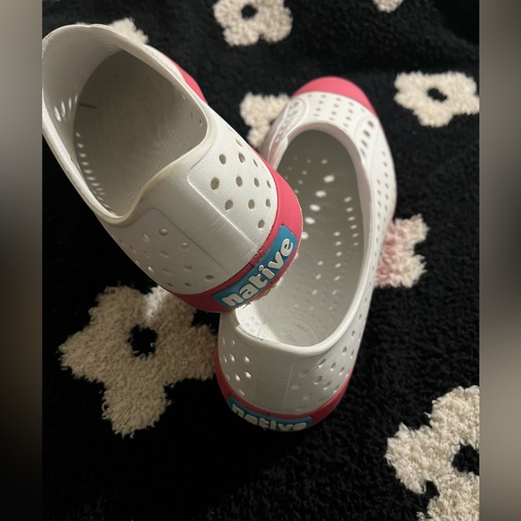 Native shoes - Picture 4 of 5